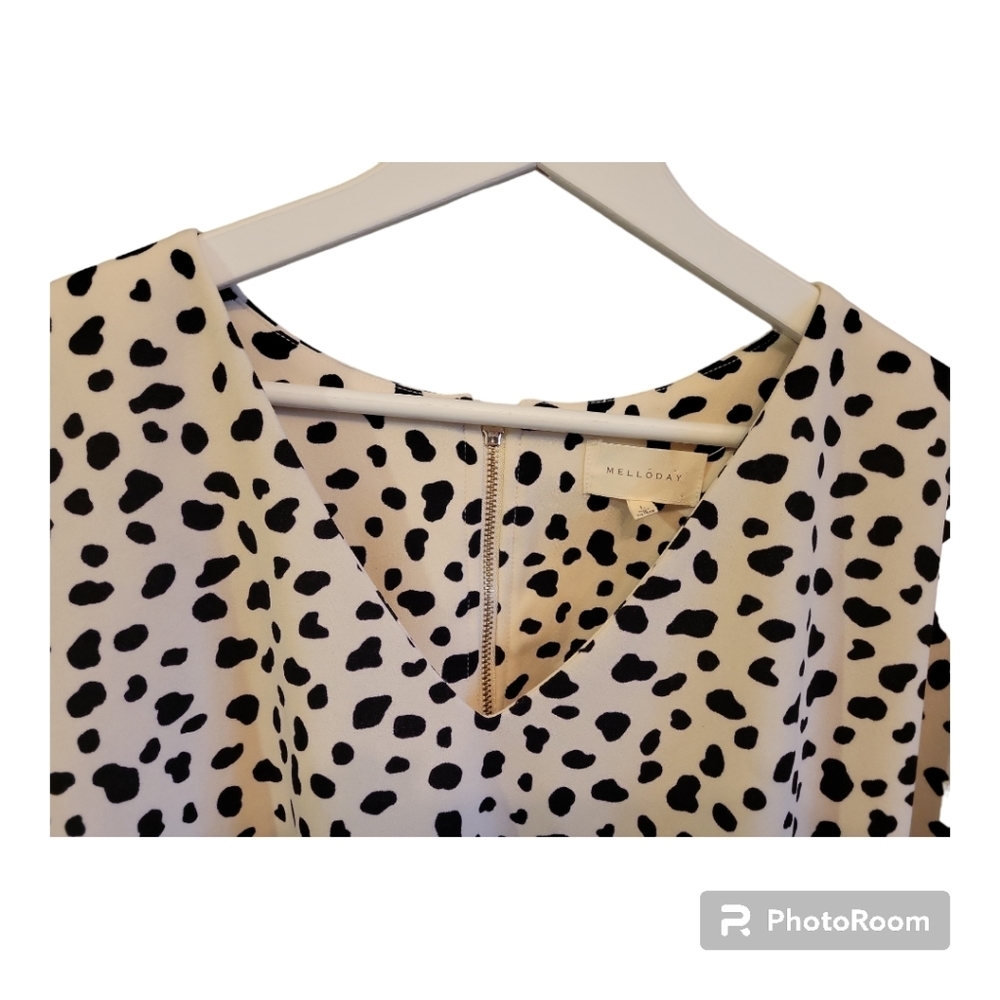 NWOT MELLODAY Animal Print Short Sleeves Blouse - Picture 5 of 9